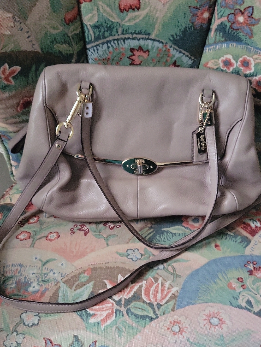 Coach Gray Leather Shoulder Bag with Gold Hardware